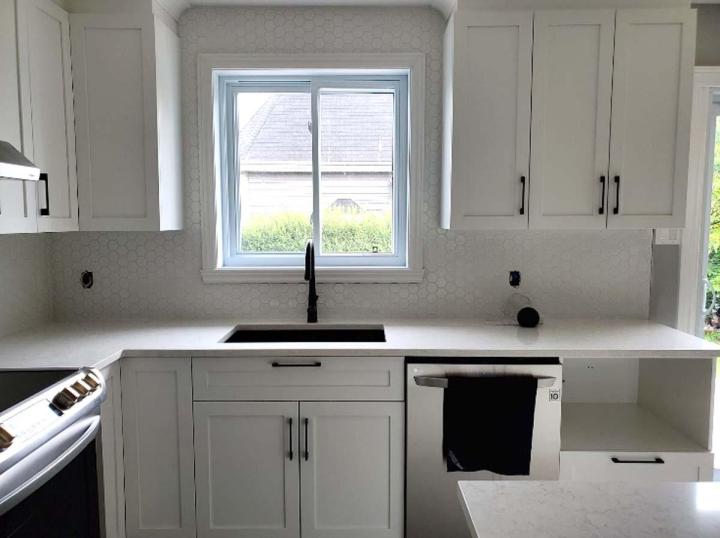 Installation d’accessoires de meubles Rive-Sud de Québec